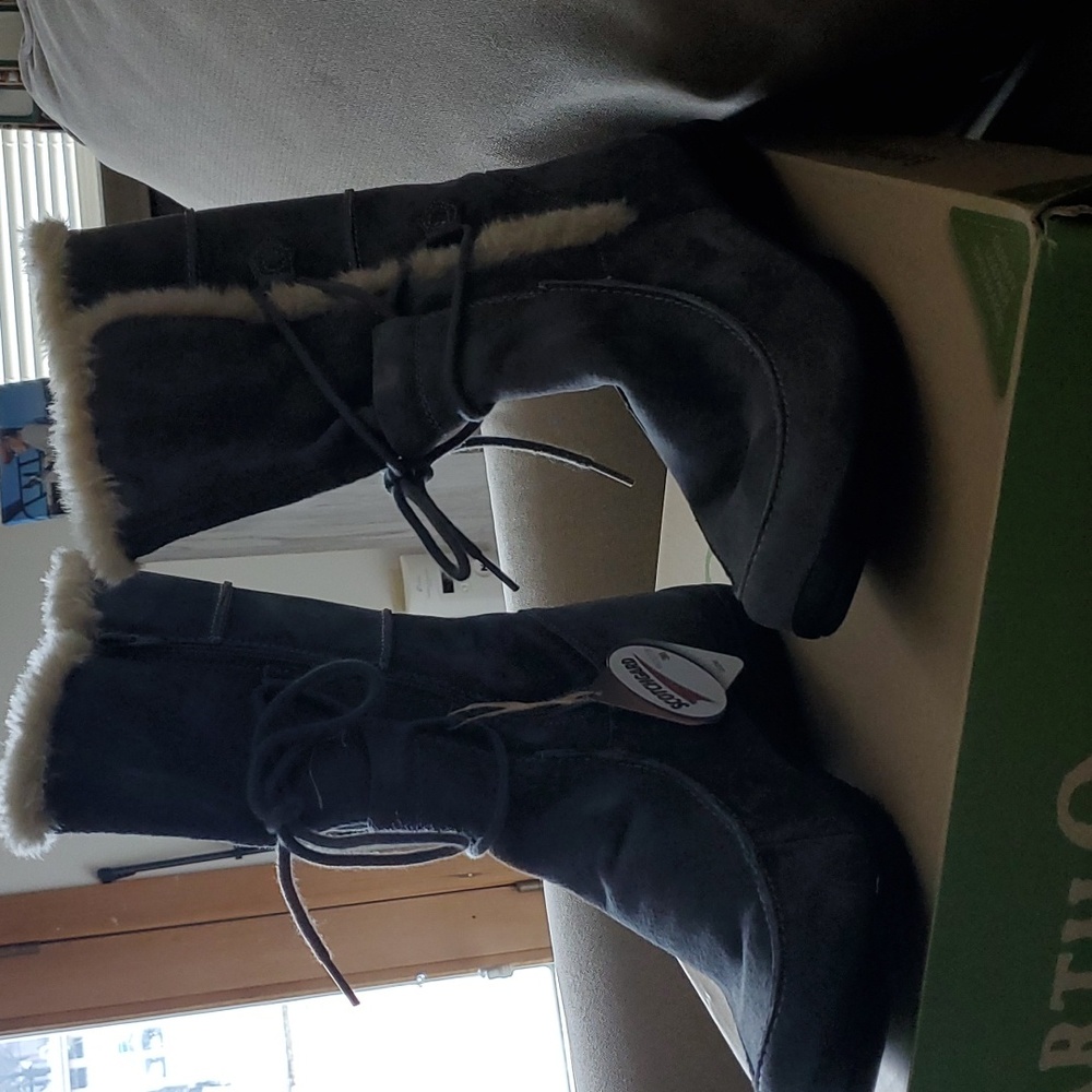 Grey leather/suede with faux fur boots.  Size 11 W